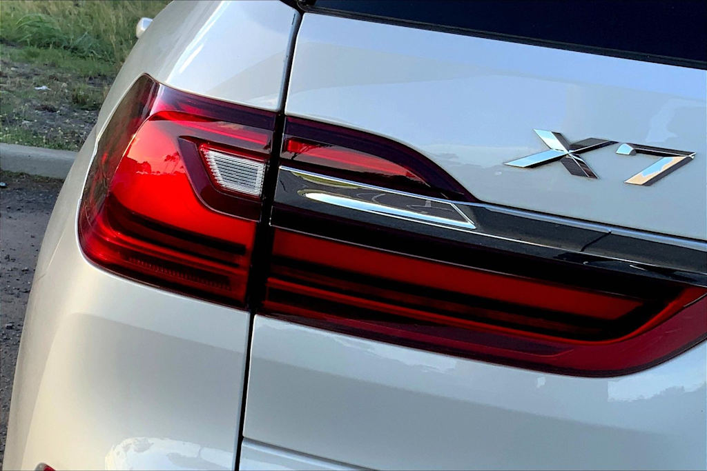 Thumbnail: 2021 BMW X7 - 31