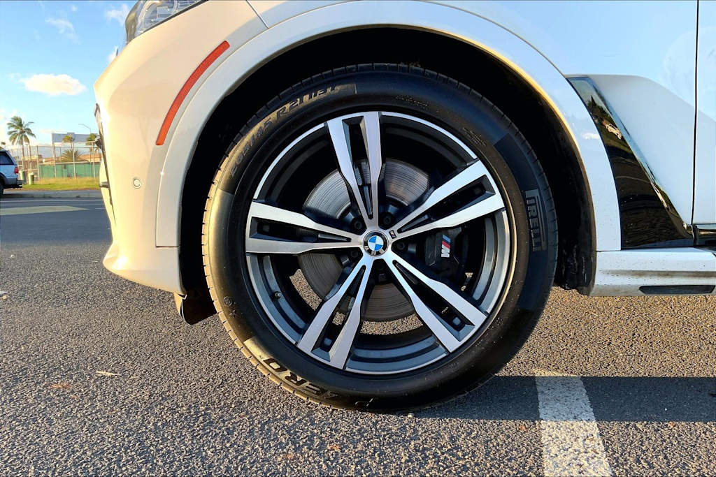 Thumbnail: 2021 BMW X7 - 8