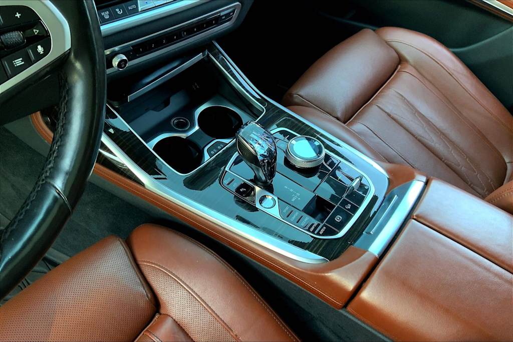 Thumbnail: 2021 BMW X7 - 15