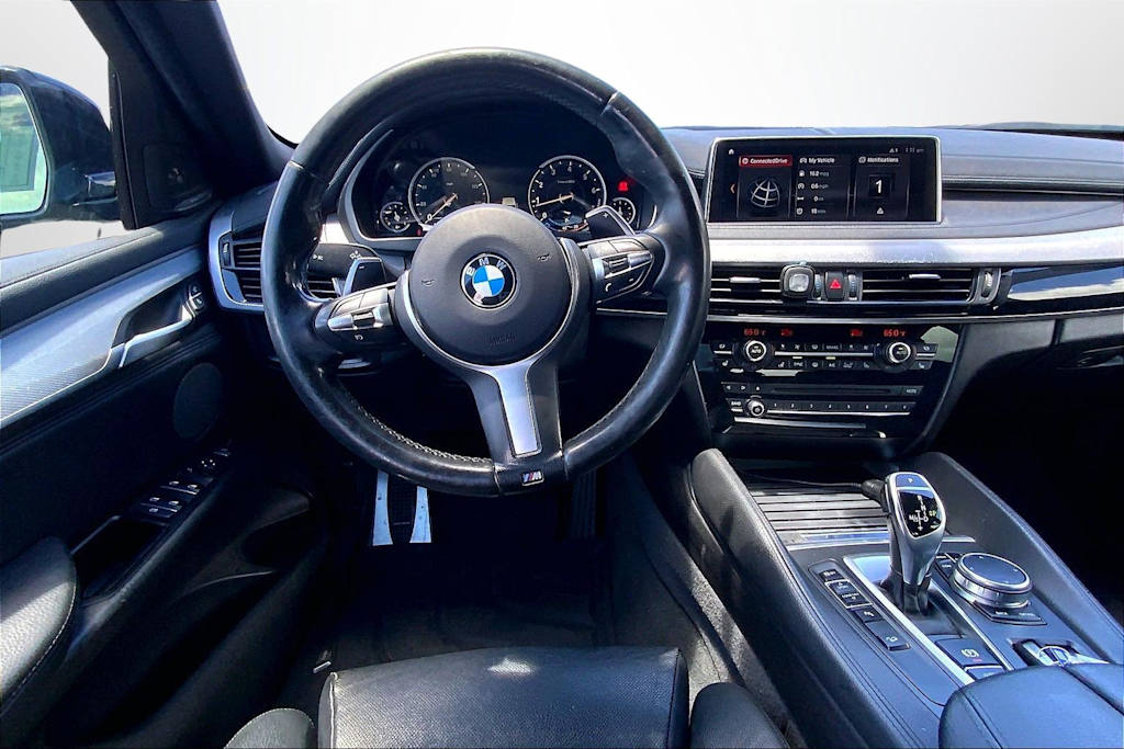 Thumbnail: 2016 BMW X6 - 13