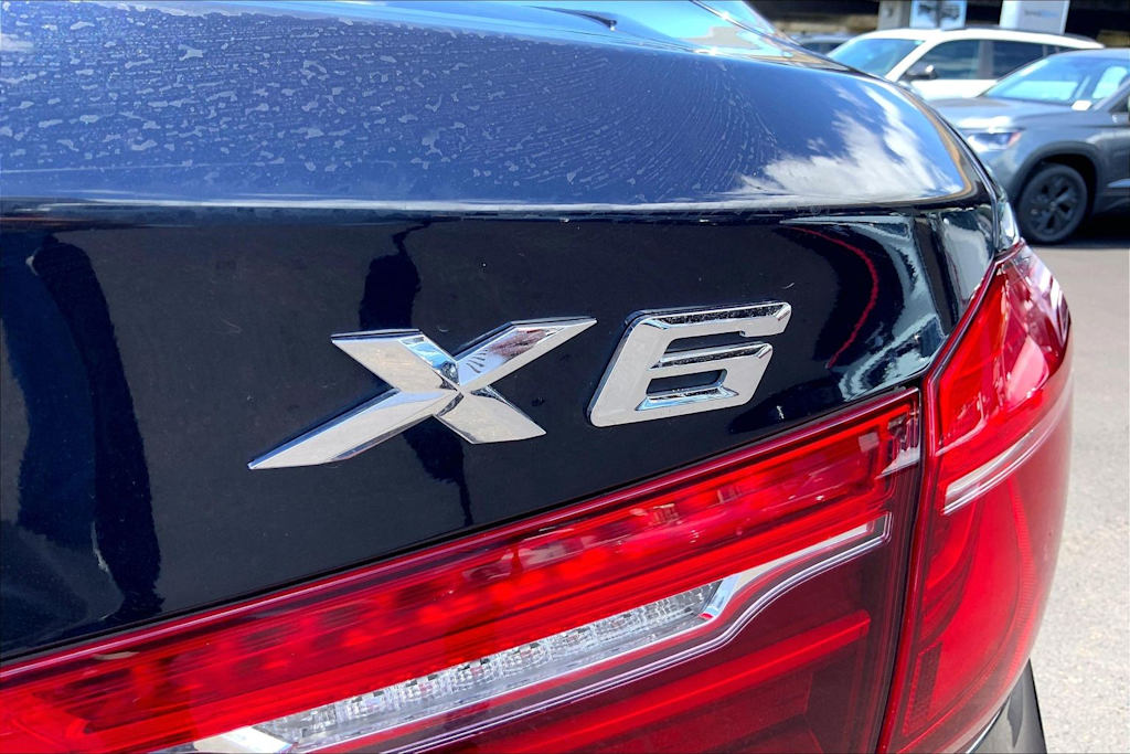 Thumbnail: 2016 BMW X6 - 21