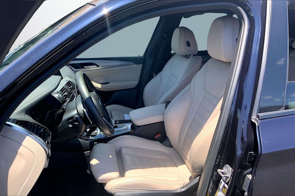 Thumbnail: 2021 BMW X3 - 11
