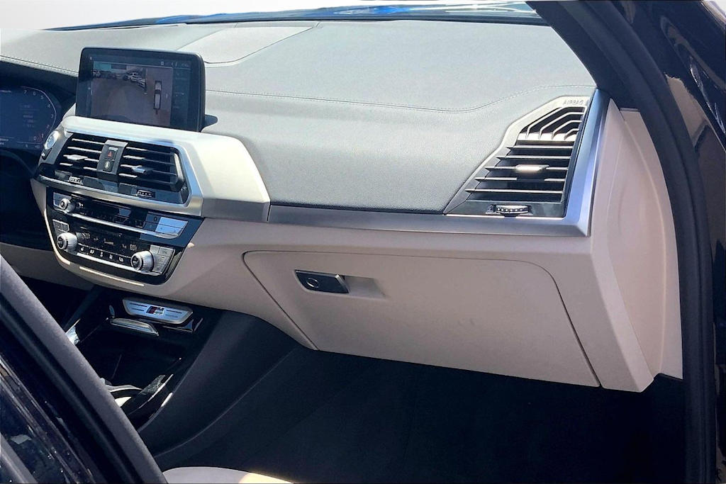 Thumbnail: 2021 BMW X3 - 24
