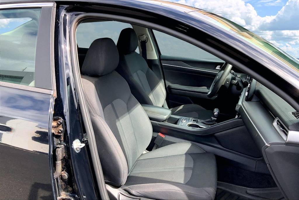Thumbnail: 2021 Kia K5 - 22