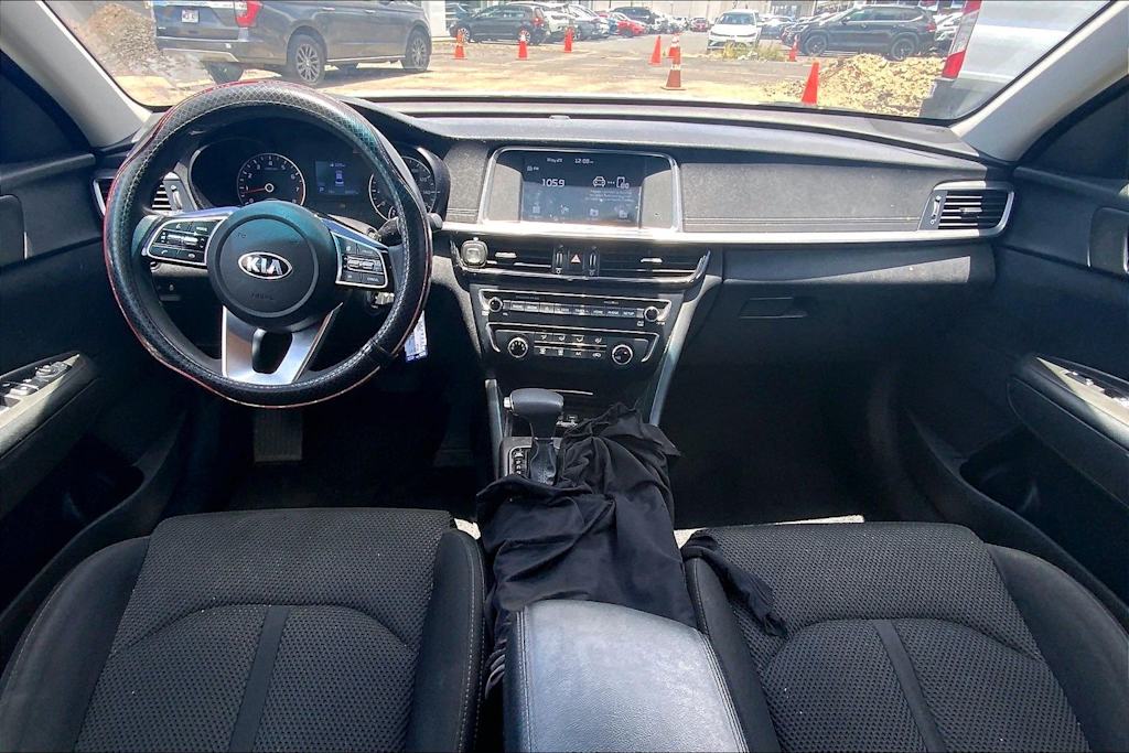 Thumbnail: 2020 Kia Optima - 10