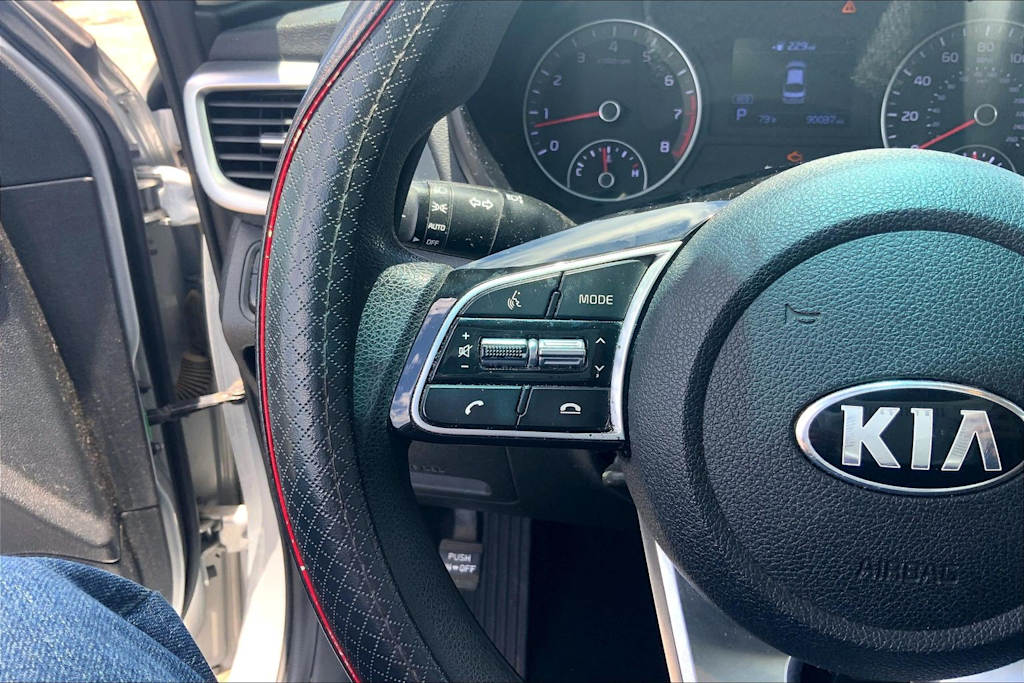Thumbnail: 2020 Kia Optima - 25