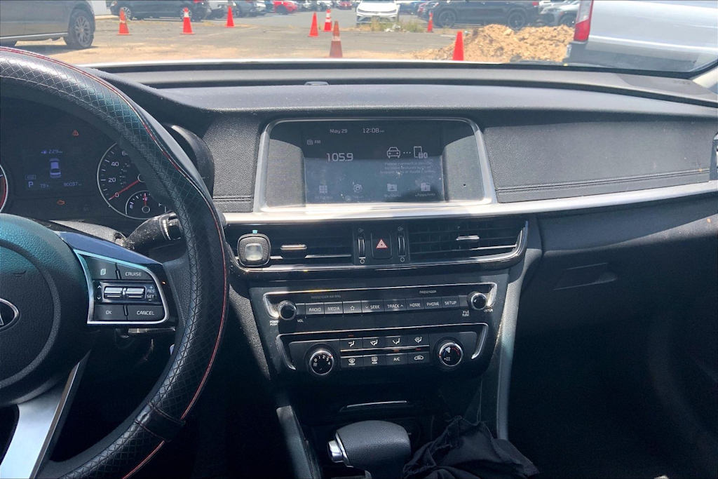 Thumbnail: 2020 Kia Optima - 16