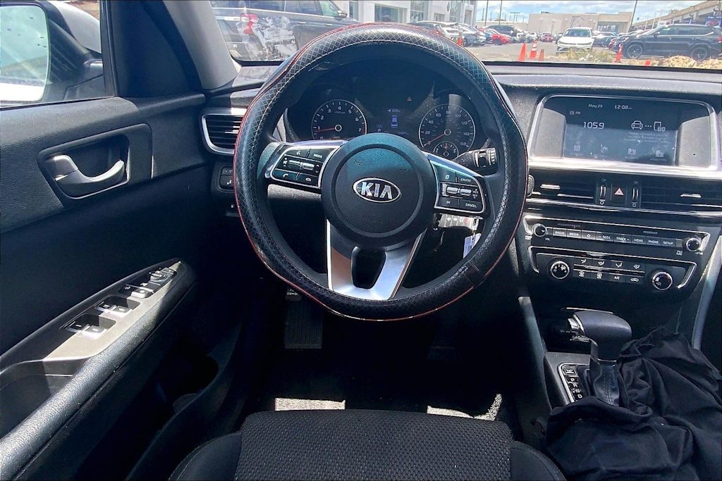 Thumbnail: 2020 Kia Optima - 14