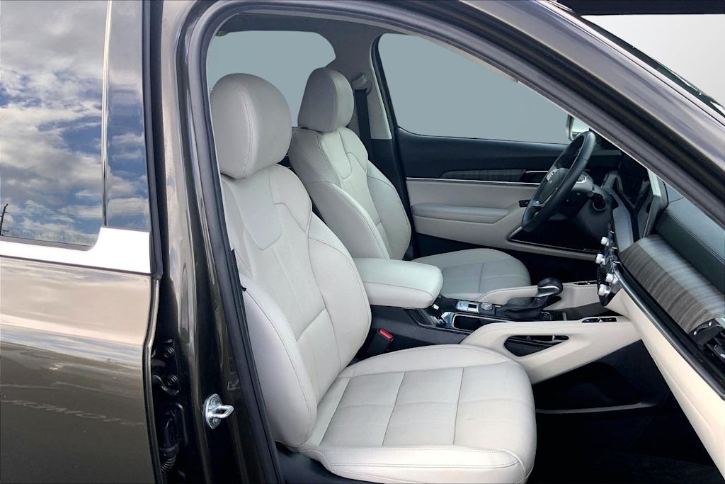Thumbnail: 2024 Kia Telluride - 12