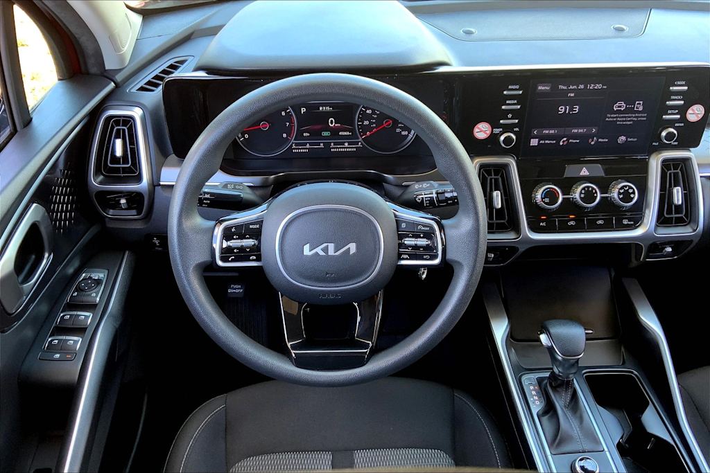 Thumbnail: 2022 Kia Sorento - 13