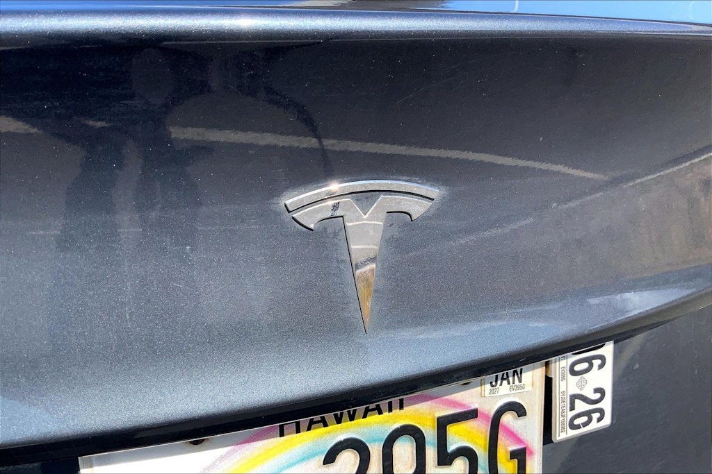 Thumbnail: 2018 Tesla Model 3 - 7