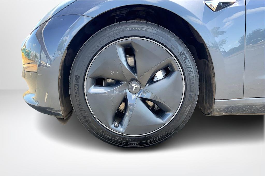 Thumbnail: 2018 Tesla Model 3 - 8