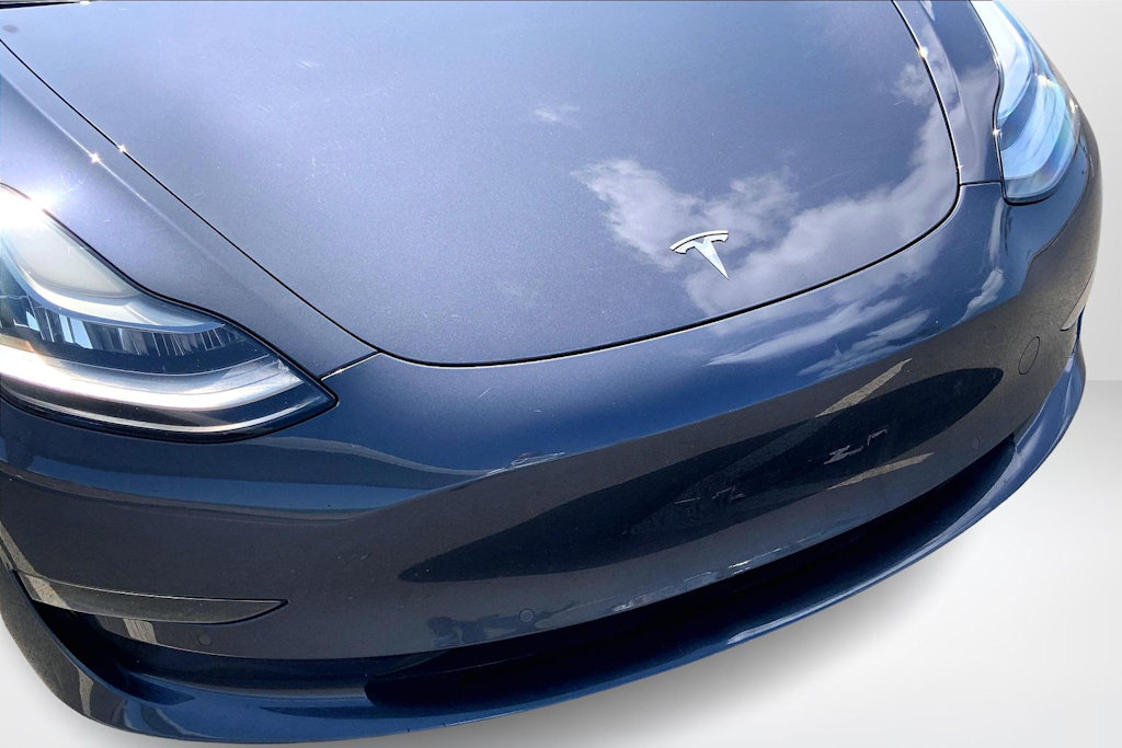 Thumbnail: 2018 Tesla Model 3 - 32