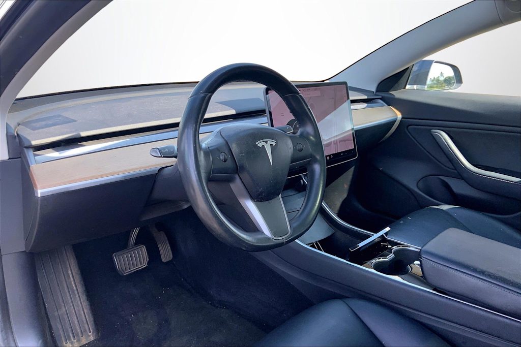 Thumbnail: 2018 Tesla Model 3 - 2