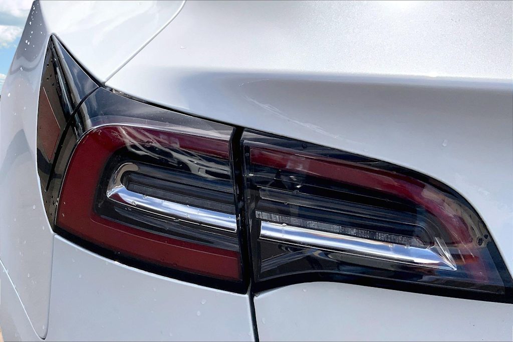 Thumbnail: 2021 Tesla Model 3 - 32