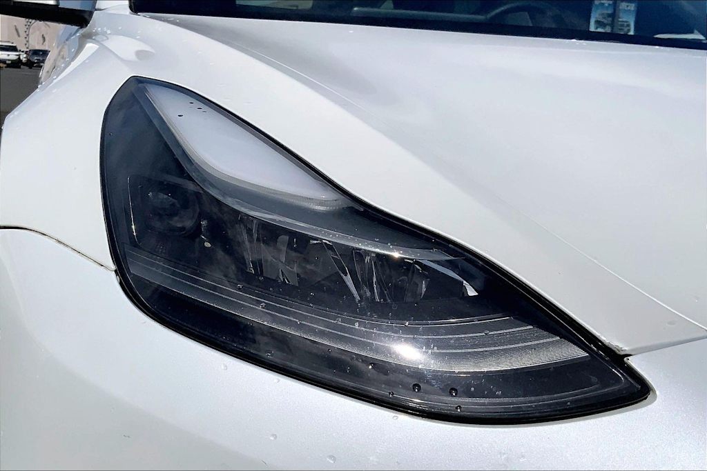 Thumbnail: 2021 Tesla Model 3 - 31