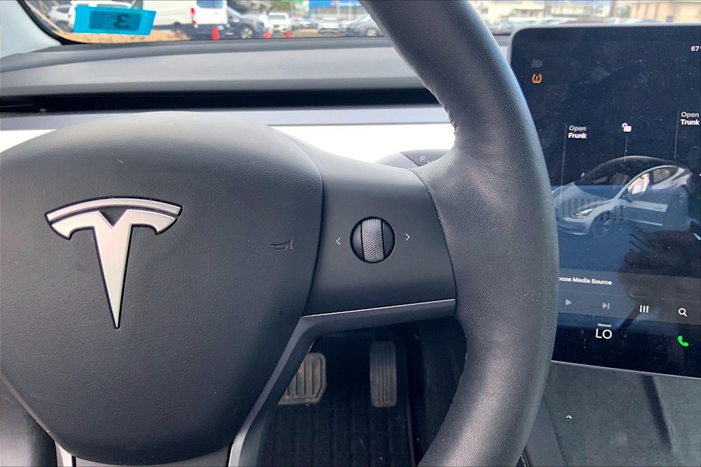 Thumbnail: 2022 Tesla Model 3 - 26