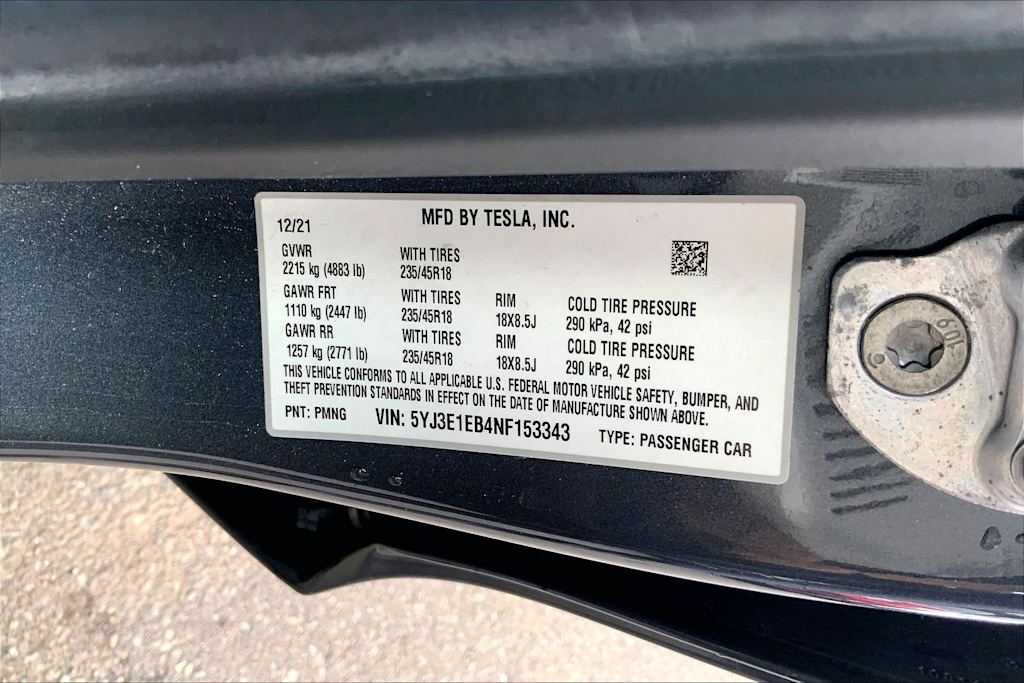 Thumbnail: 2022 Tesla Model 3 - 21
