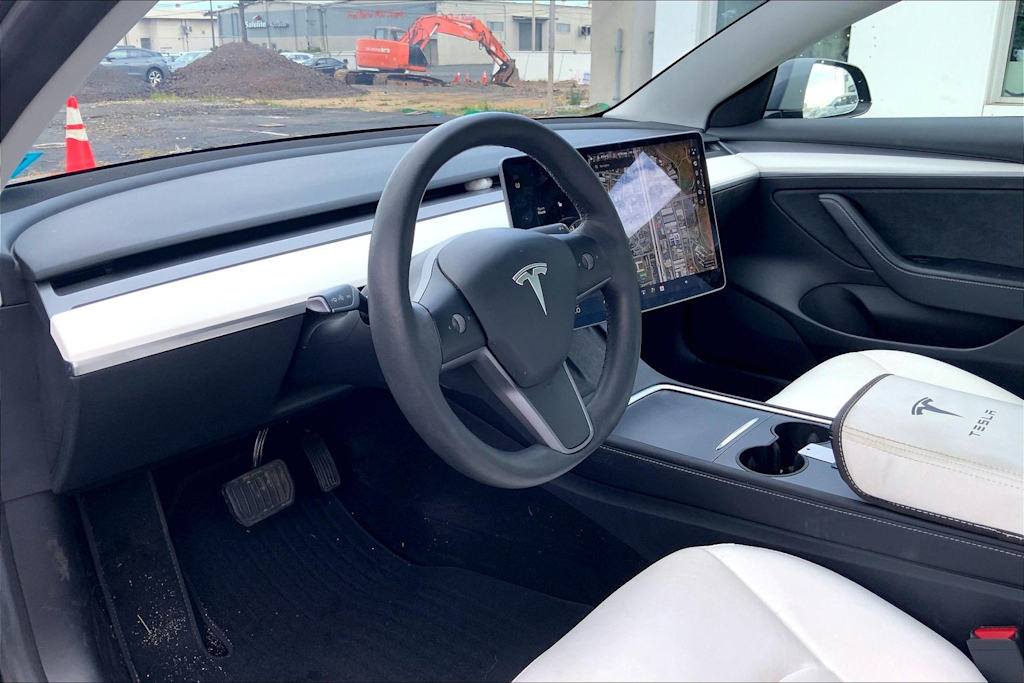 Thumbnail: 2022 Tesla Model 3 - 2
