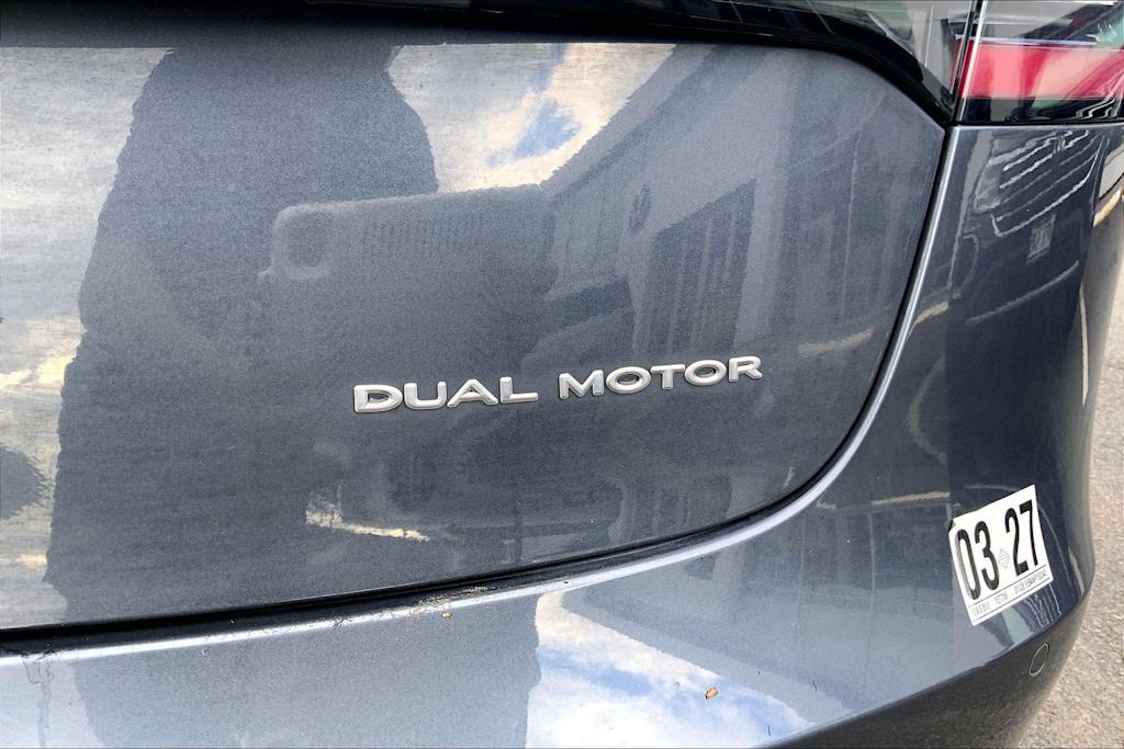 Thumbnail: 2022 Tesla Model 3 - 17
