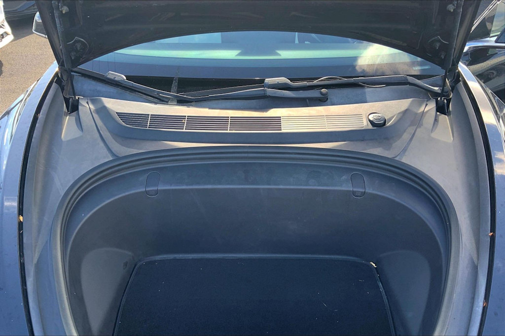 Thumbnail: 2019 Tesla Model 3 - 20