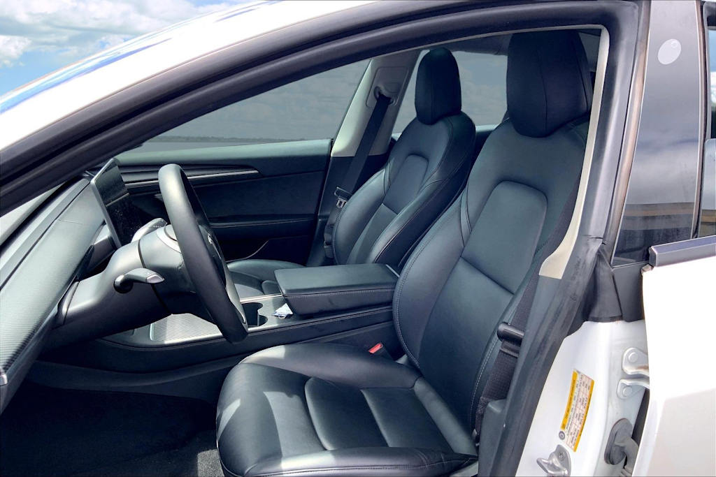 Thumbnail: 2022 Tesla Model 3 - 10