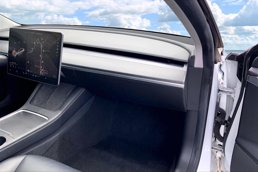 Thumbnail: 2022 Tesla Model 3 - 23