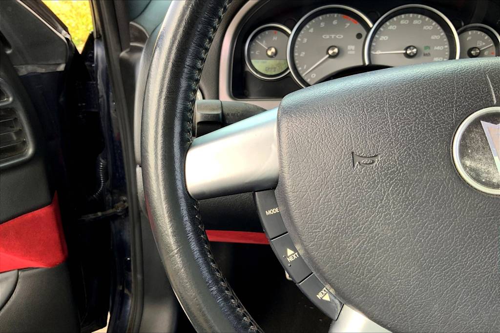 2005 Pontiac GTO Base 24