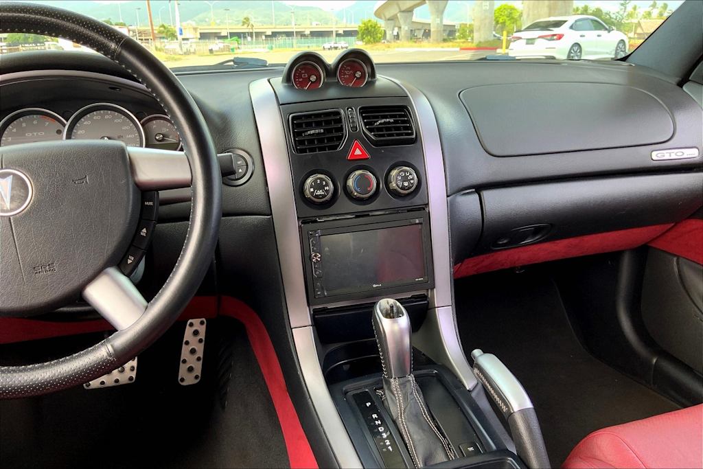 2005 Pontiac GTO Base 14