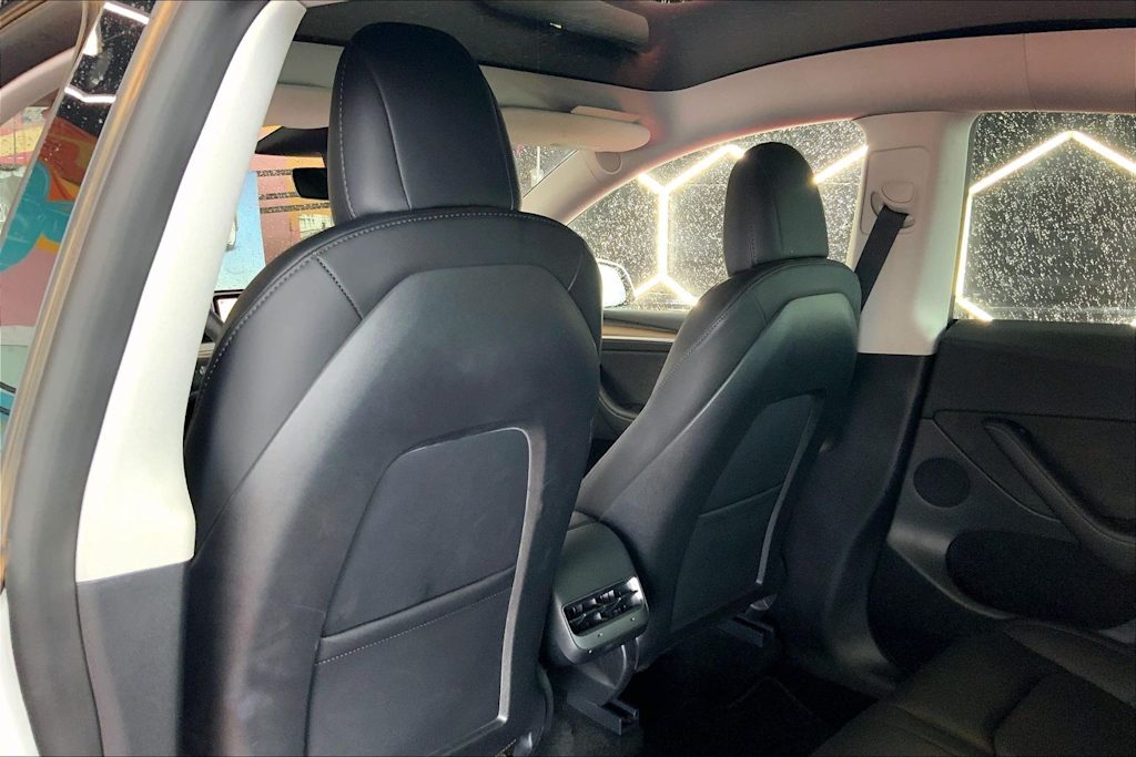 Thumbnail: 2023 Tesla Model Y - 12