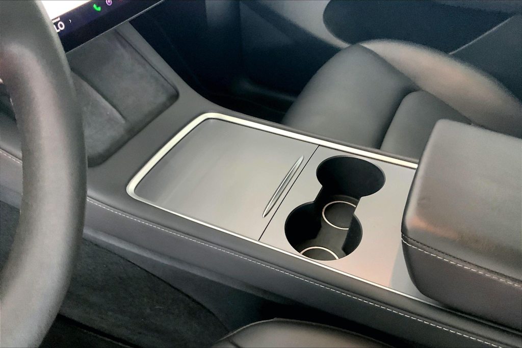 Thumbnail: 2023 Tesla Model Y - 16