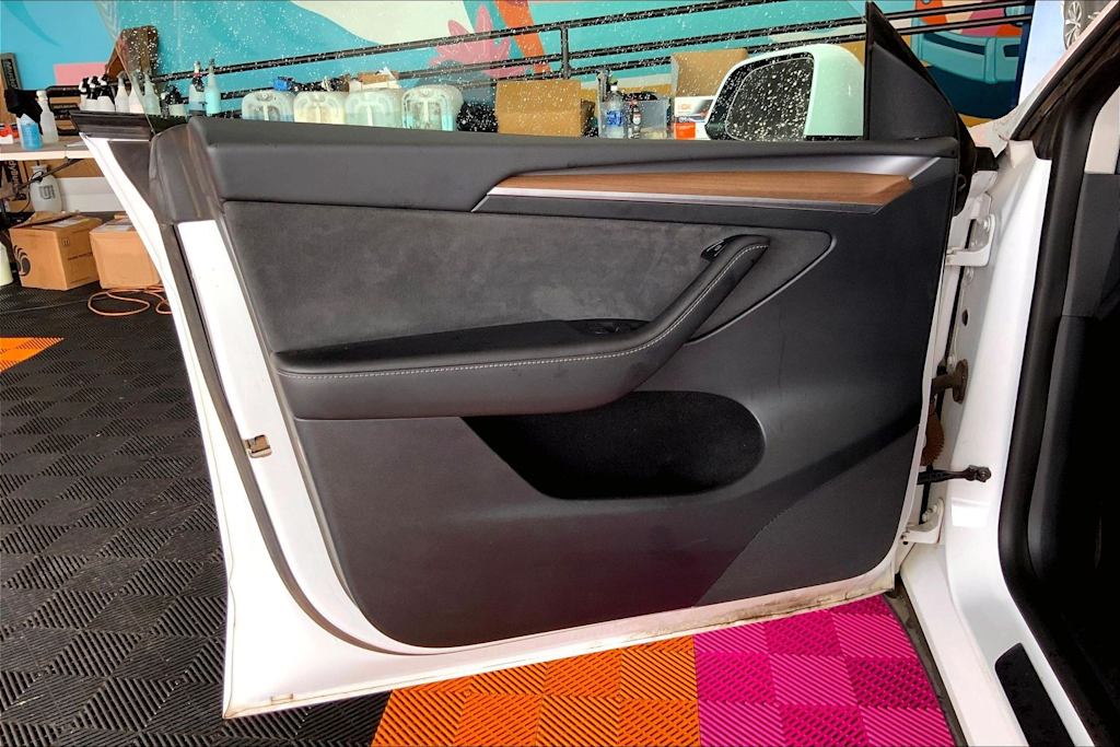 Thumbnail: 2023 Tesla Model Y - 26