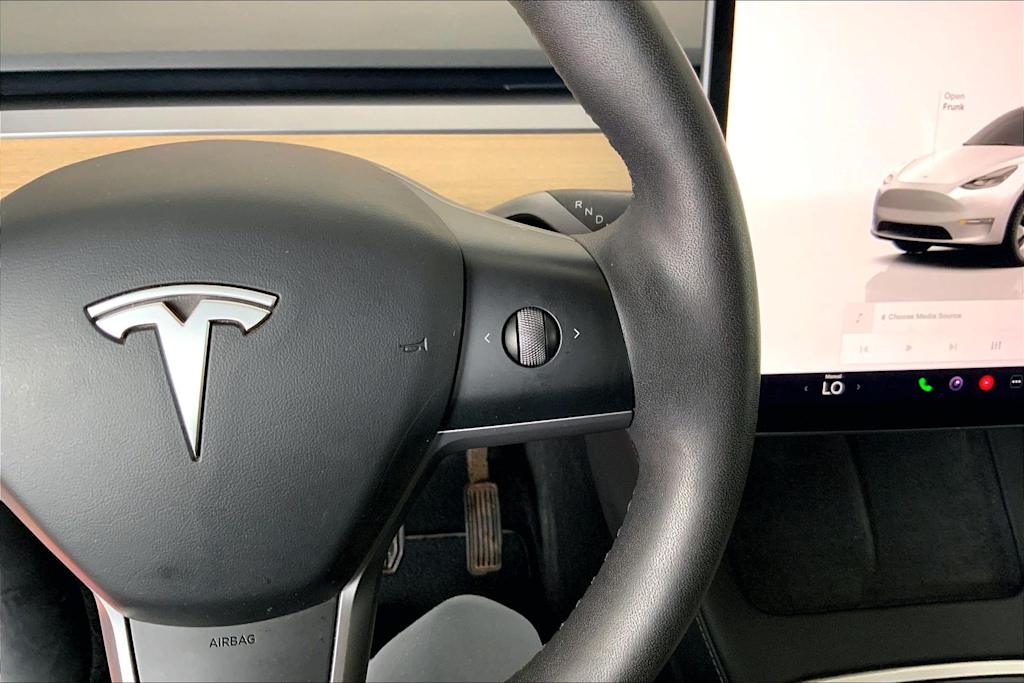 Thumbnail: 2023 Tesla Model Y - 25