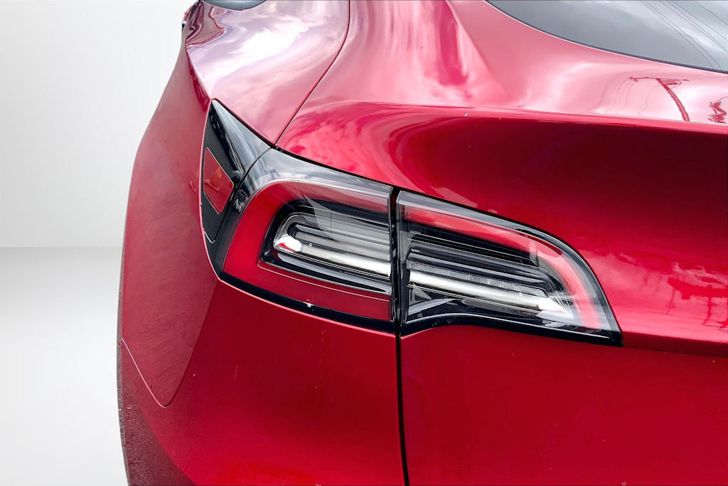 Thumbnail: 2024 Tesla Model Y - 31
