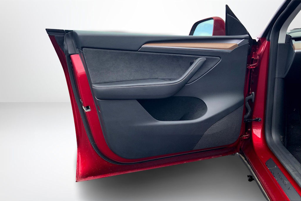 Thumbnail: 2024 Tesla Model Y - 26