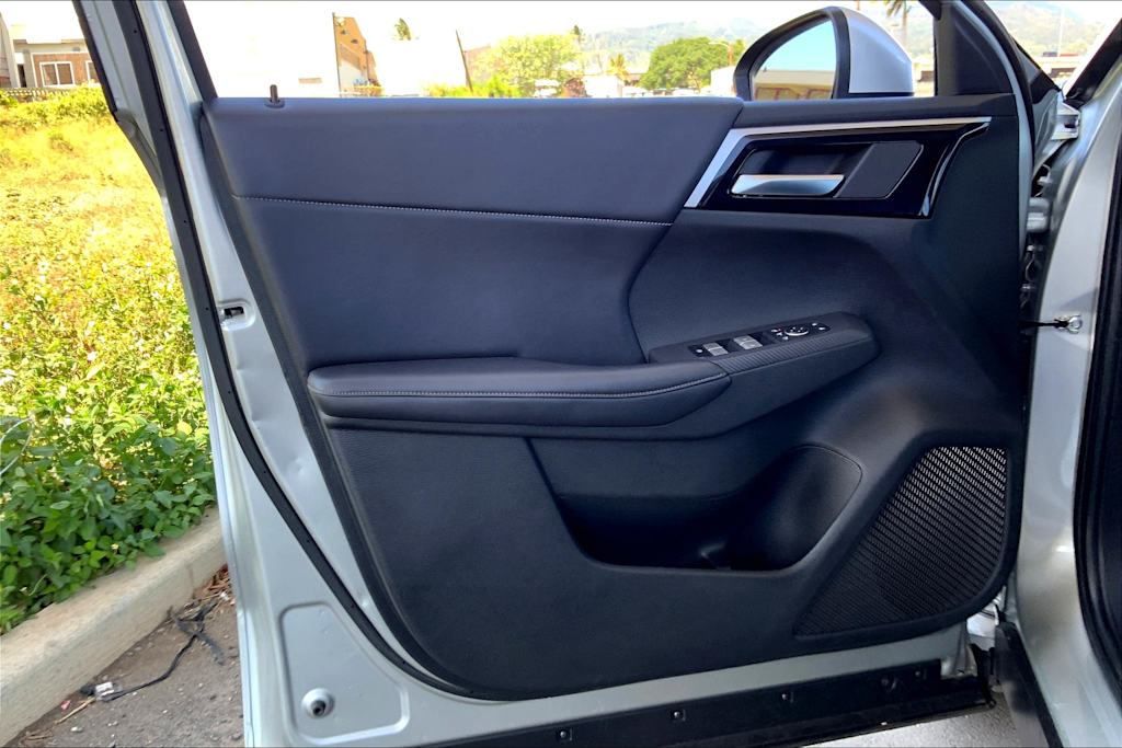 2024 Mitsubishi Outlander SE 26