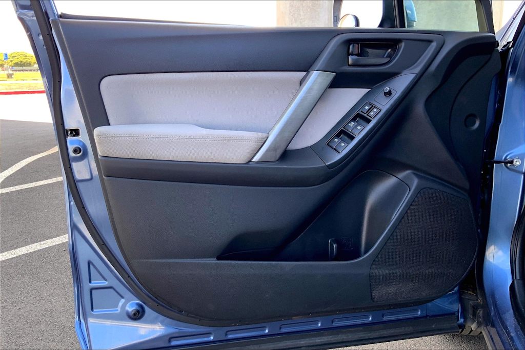 Thumbnail: 2015 Subaru Forester - 26