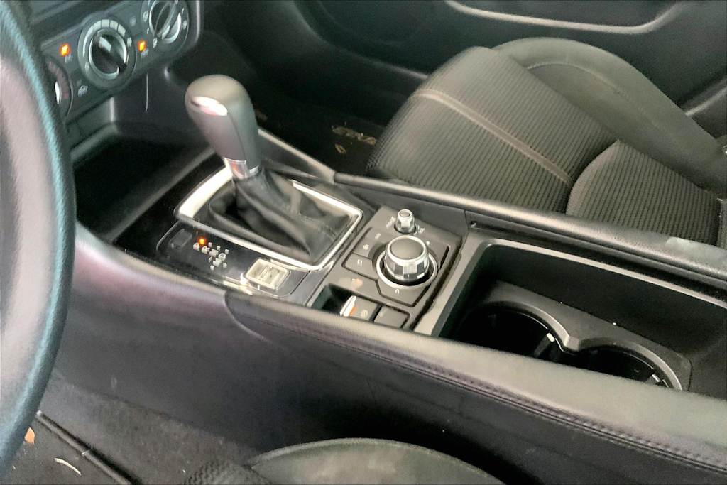 Thumbnail: 2017 Mazda Mazda3 - 15