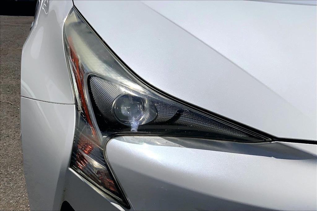Thumbnail: 2018 Toyota Prius - 31