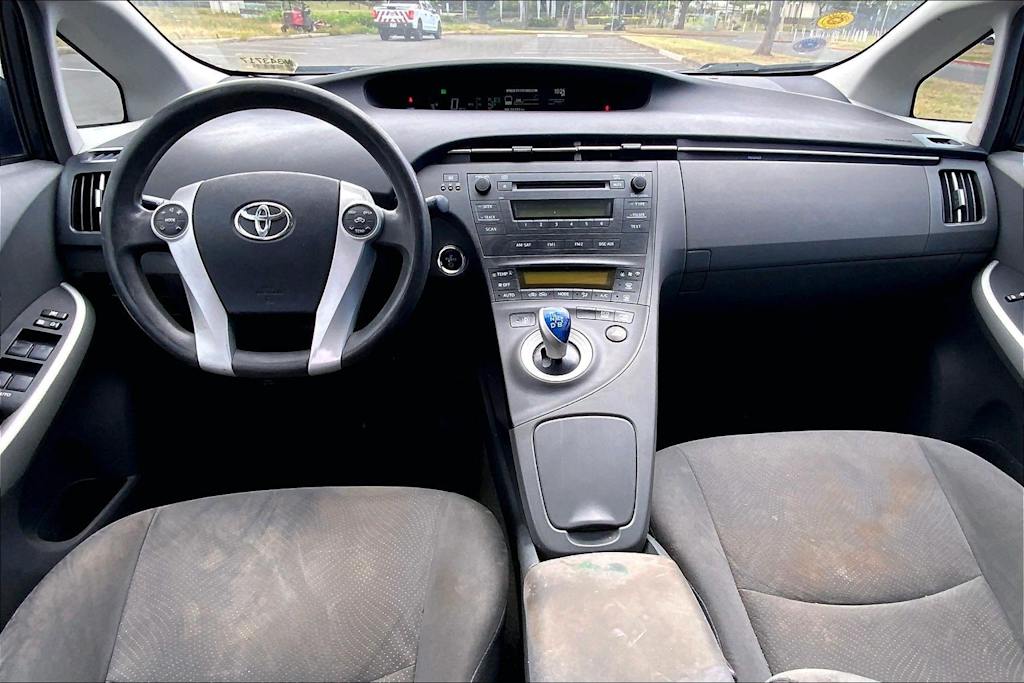 Thumbnail: 2011 Toyota Prius - 10