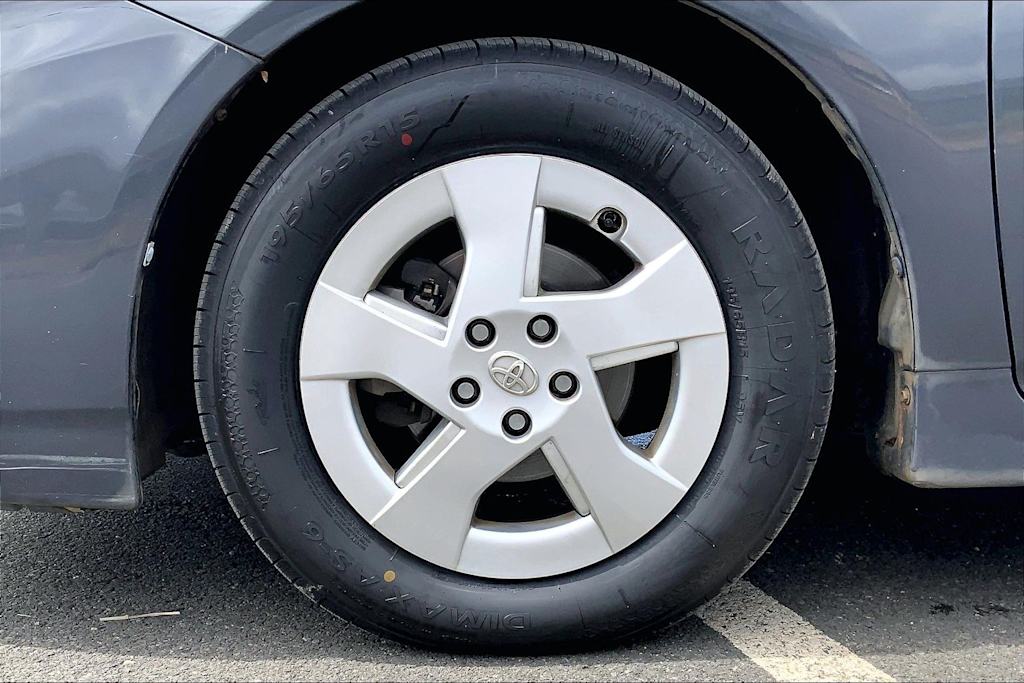 Thumbnail: 2011 Toyota Prius - 8
