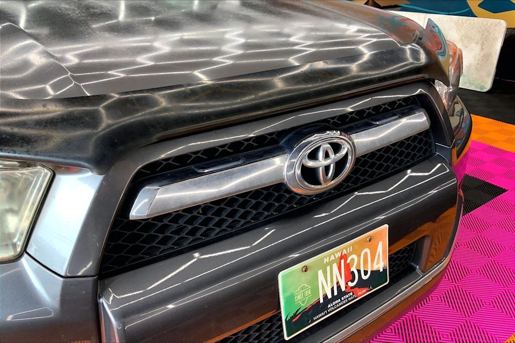 Thumbnail: 2011 Toyota 4Runner - 32