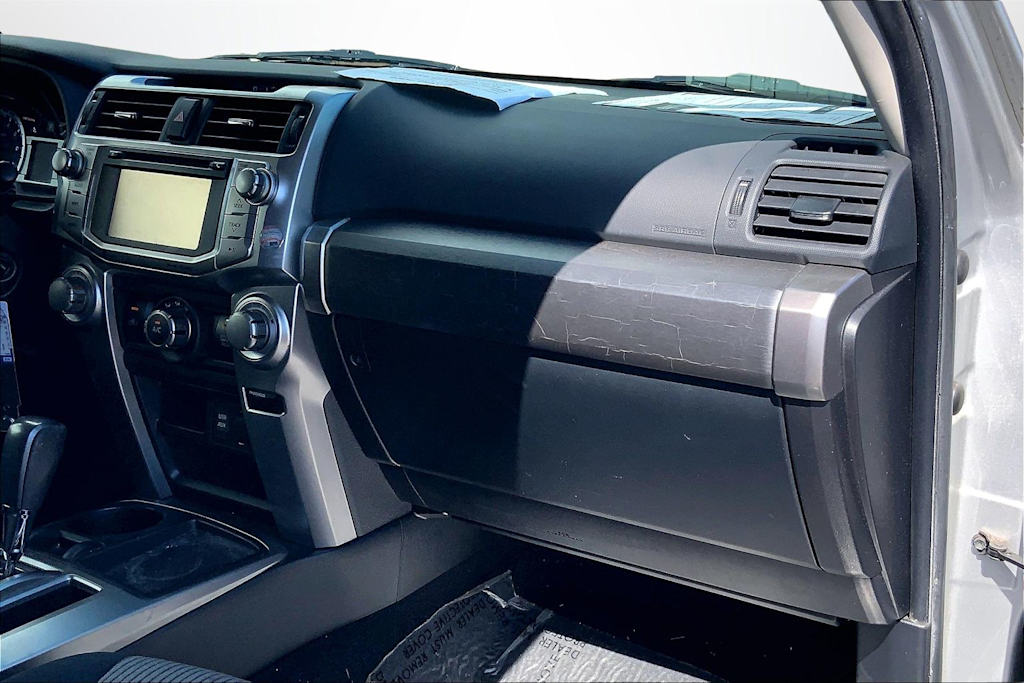 Thumbnail: 2017 Toyota 4Runner - 15