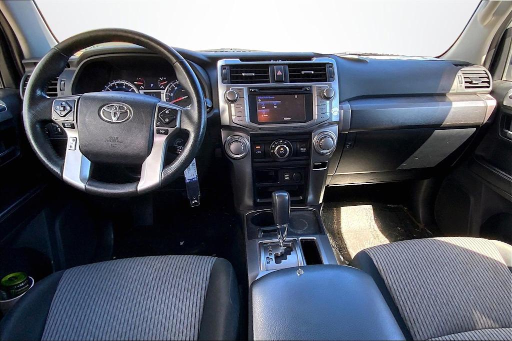 Thumbnail: 2017 Toyota 4Runner - 10