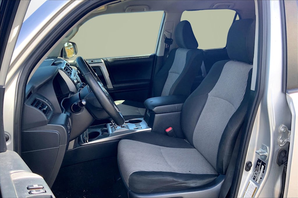 Thumbnail: 2017 Toyota 4Runner - 11