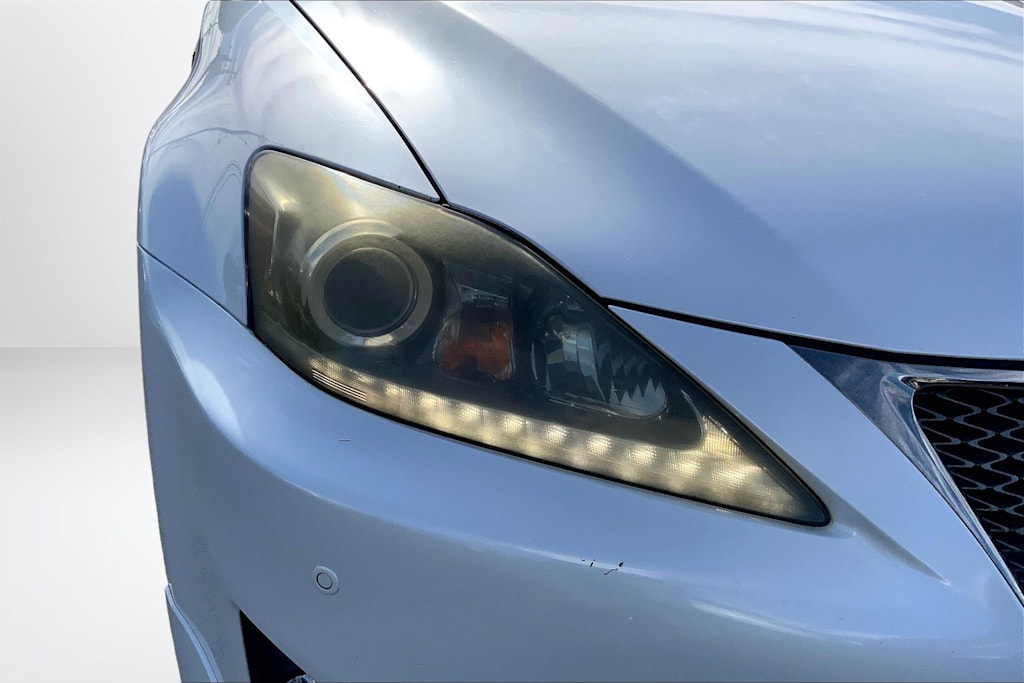 Thumbnail: 2011 Lexus IS - 31