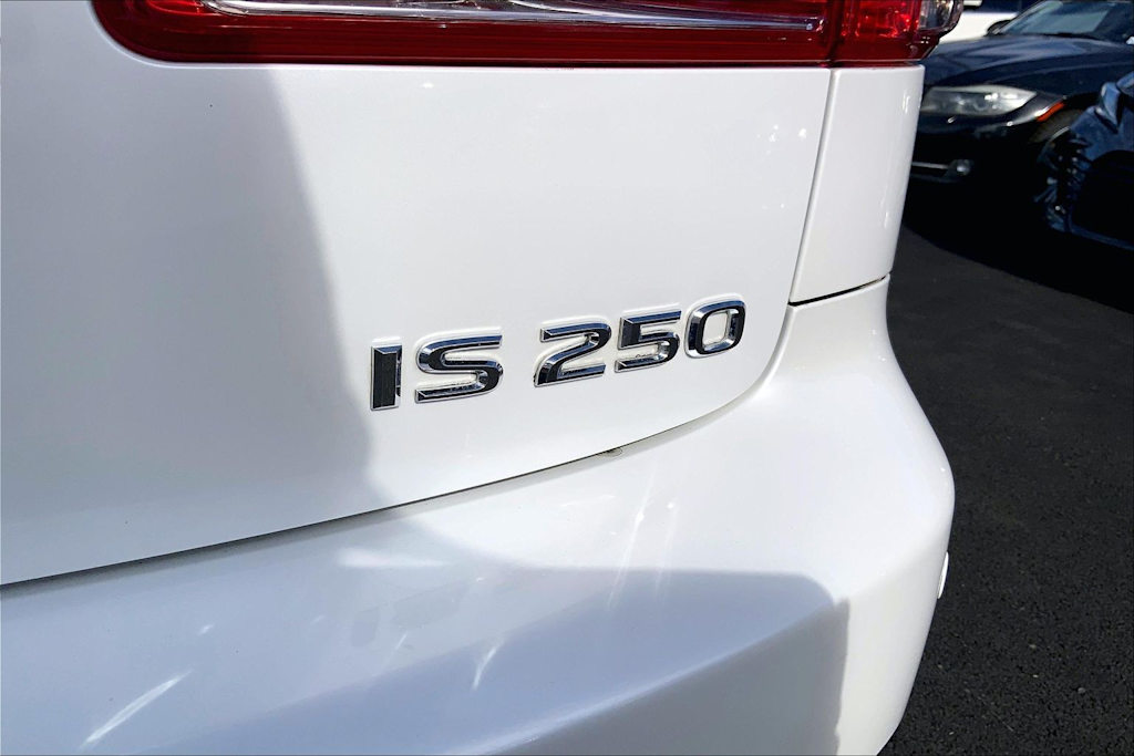 Thumbnail: 2011 Lexus IS - 7