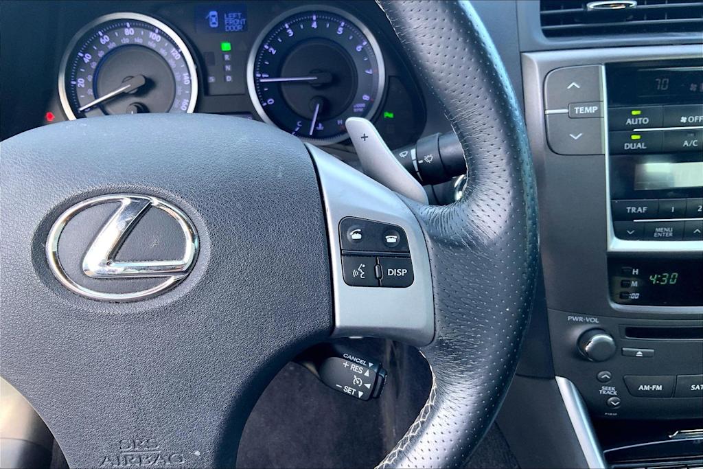 Thumbnail: 2011 Lexus IS - 25