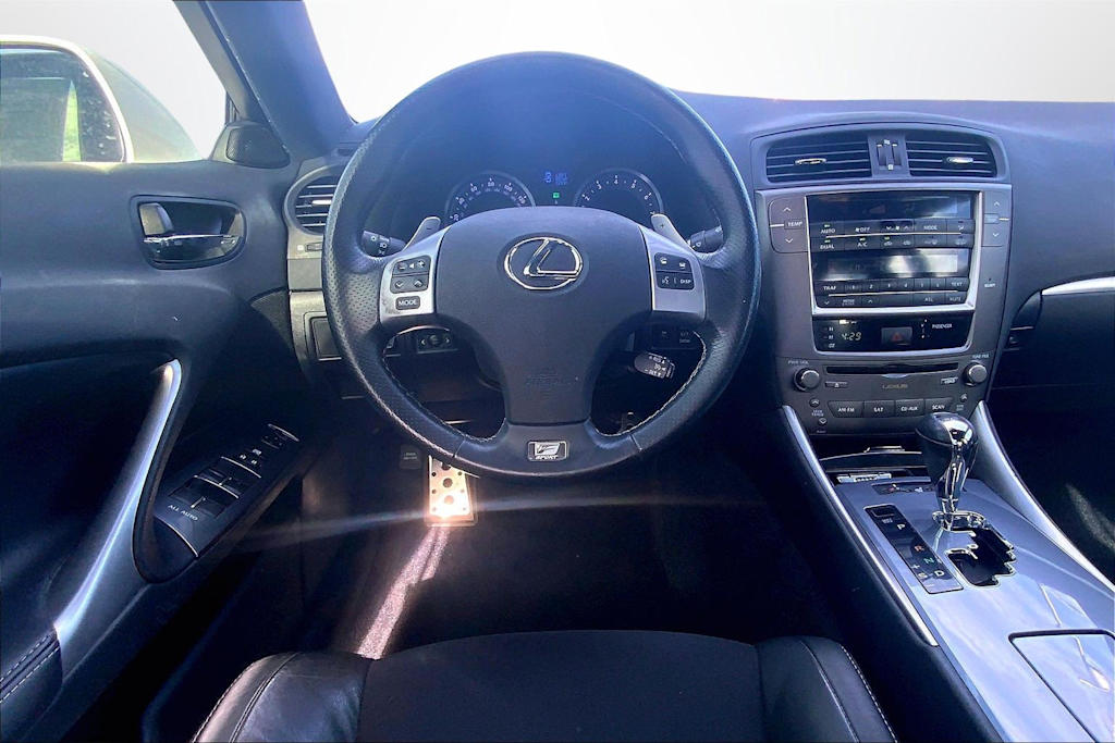 Thumbnail: 2011 Lexus IS - 13