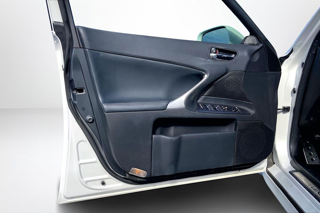 Thumbnail: 2011 Lexus IS - 27